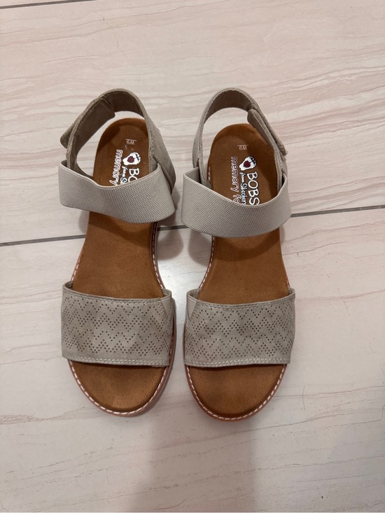 BOBS from Skechers Shoes - BOBS from Skechers Taupe/Grey Strap Sandals Wedge Heel Vegan Friendly Sz 9 W